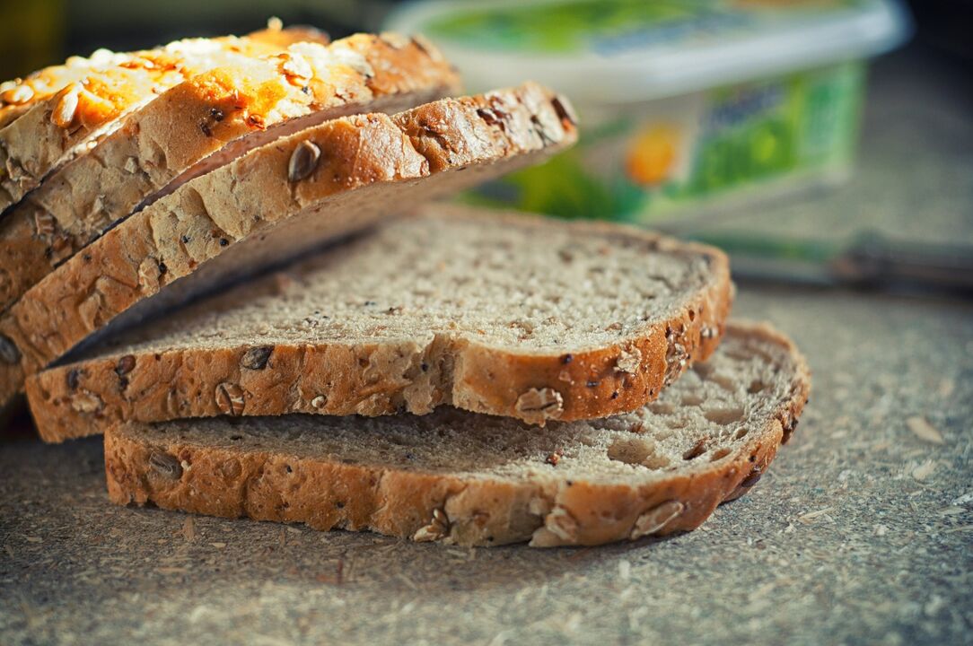 Dietten for blodtype 4 lar deg inkludere grovt brød i kostholdet ditt. 